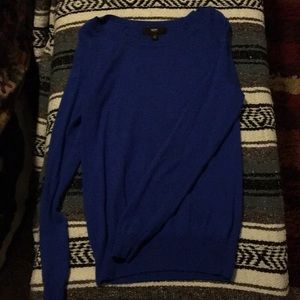 Blue long sleeve sweater